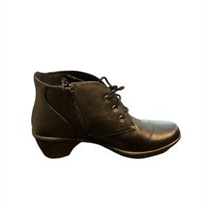 Easy Street Black Lace-Up Booties, 11M
